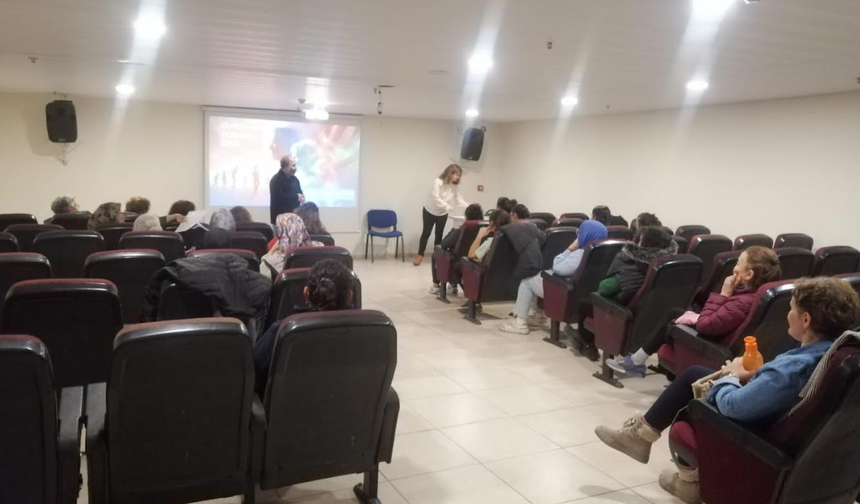 Halk Sağlığı İçin Ücretsiz Seminerler