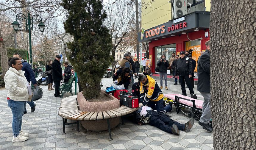 Sokakta Fenalaşan Adamdan Acı Haber