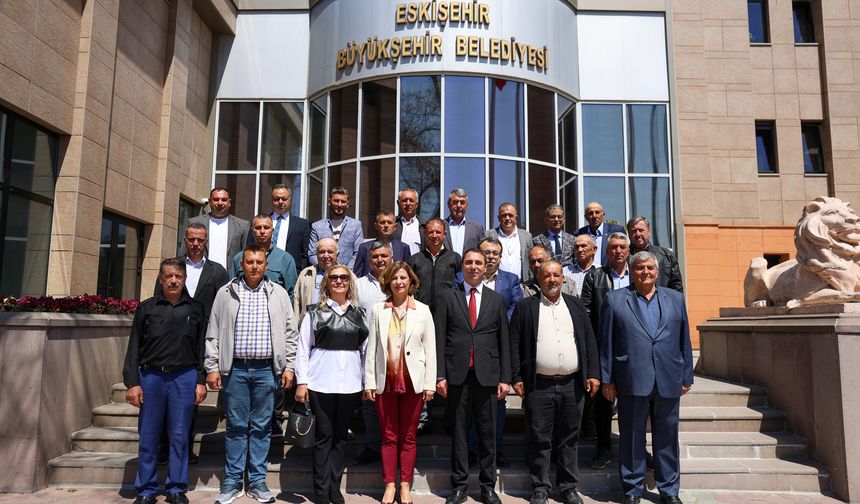 Başkan Ünlüce Muhtarlarla Bir Araya Geldi