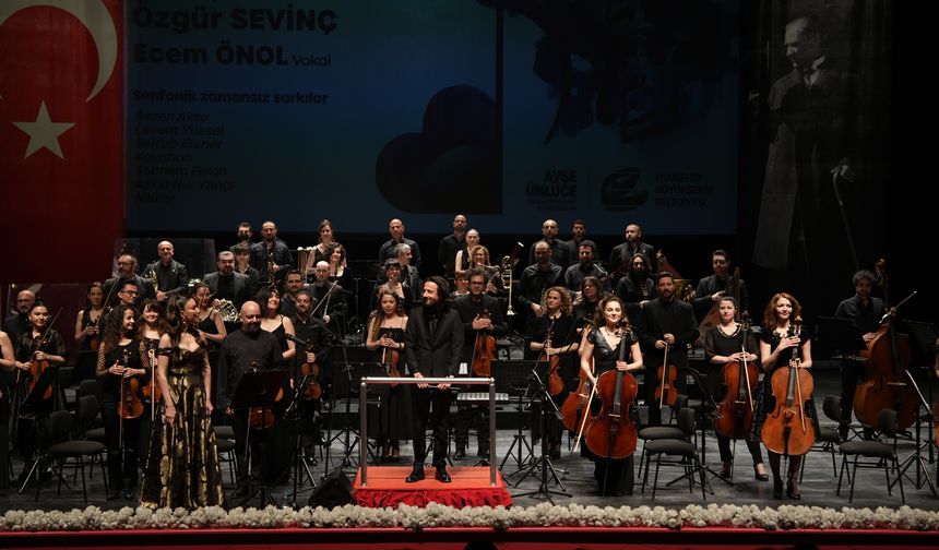 Eskişehir’de Zamansız Şarkılar Yankılandı