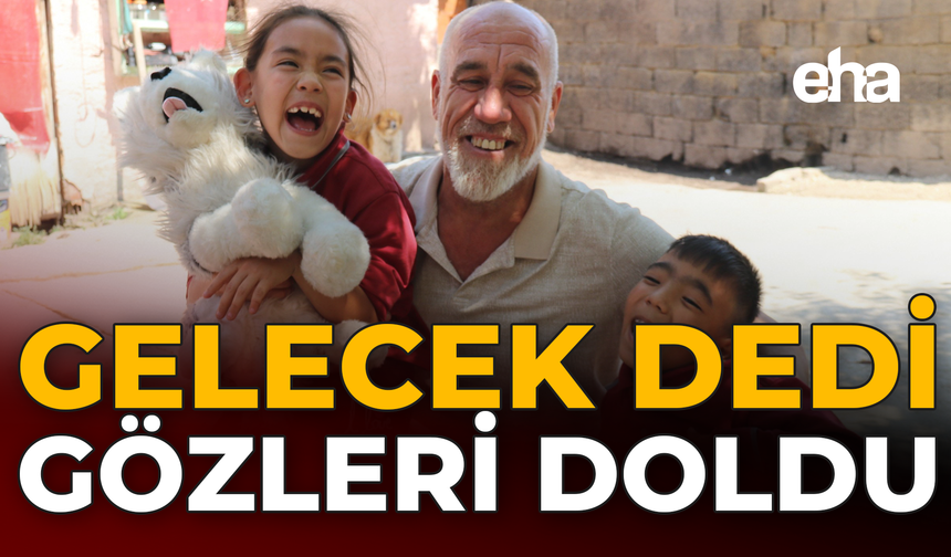 Gelecek Dedi, Gözleri Doldu