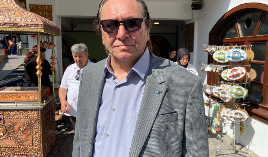 Eskişehirli Kahveci, Arka Sokaklar’ın Hüsnü Çoban’ına Benzerliğiyle Dikkat Çekiyor!