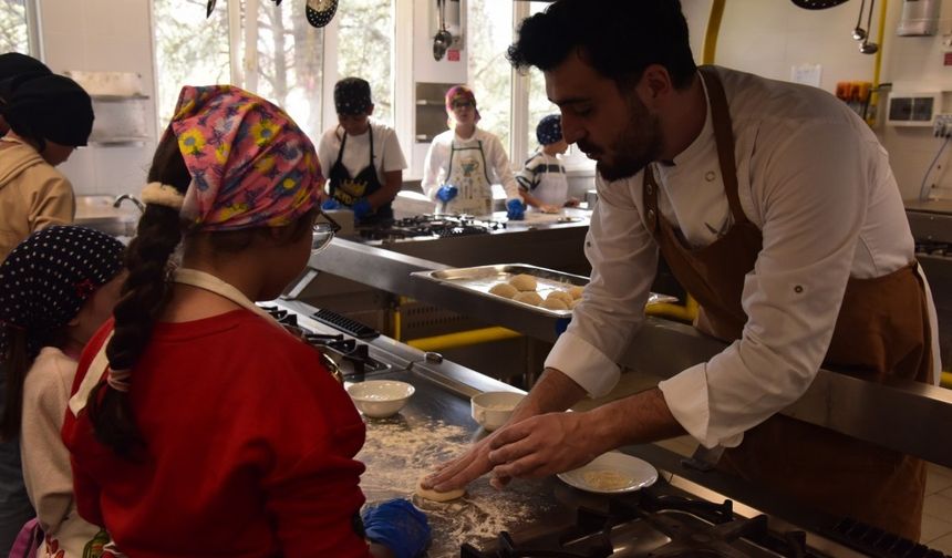 Çocuklar “Dünya Mutfakları”nı Keşfediyor