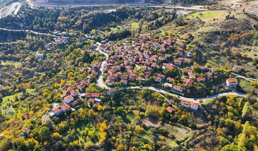 Sarıcakaya’da Sonbaharın Renkleri Dronla Görüntülendi