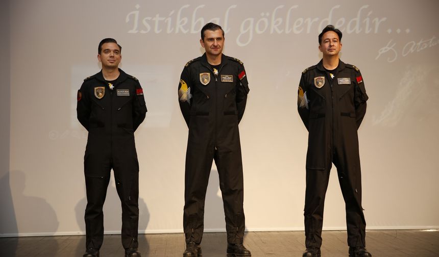 SOLOTÜRK Pilotları ESOGÜ’de Gökyüzünün Sanatını Anlattı!