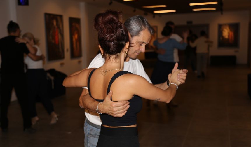 Sanat Sokağı'nda Tango Etkinliği Renkli Anlara Sahne Oldu!