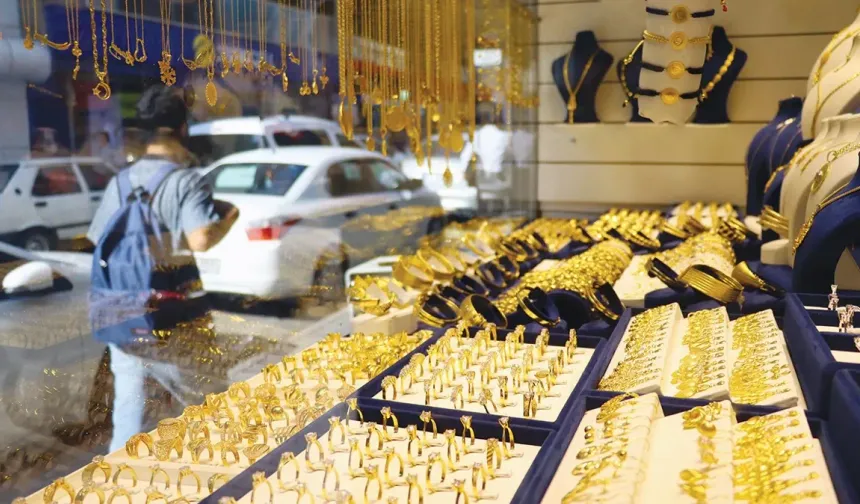 Alanların Başı Dertte: Kuyumcularda Altın İçin Büyük Zarar