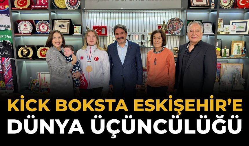 Kick Boksta Eskişehir’e Dünya Üçüncülüğü
