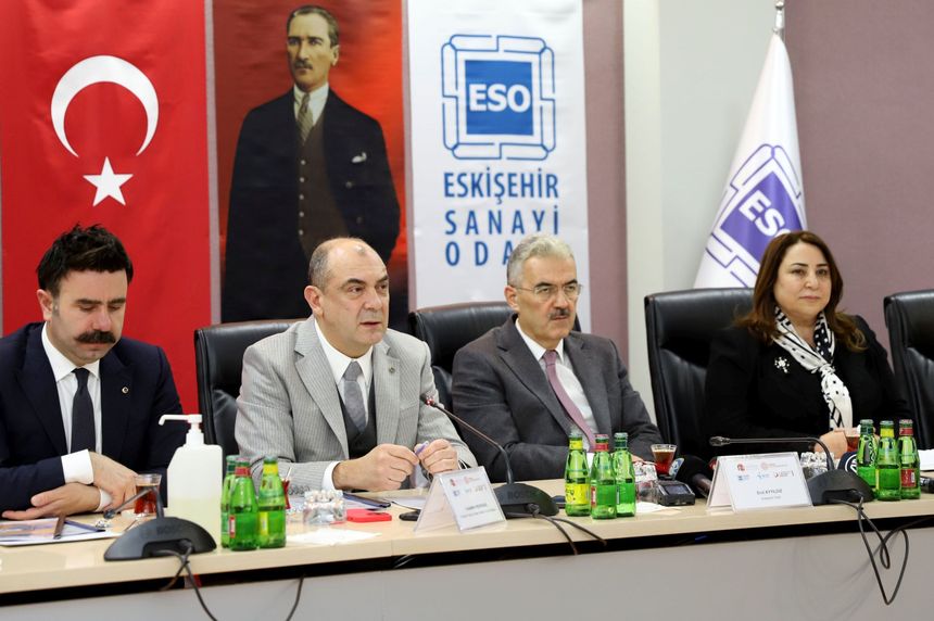 Sanayiye işin erbapları yetiştirilecek