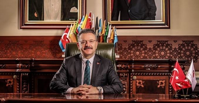 Vali Aksoydan Babalar Gunu Mesaji C5755