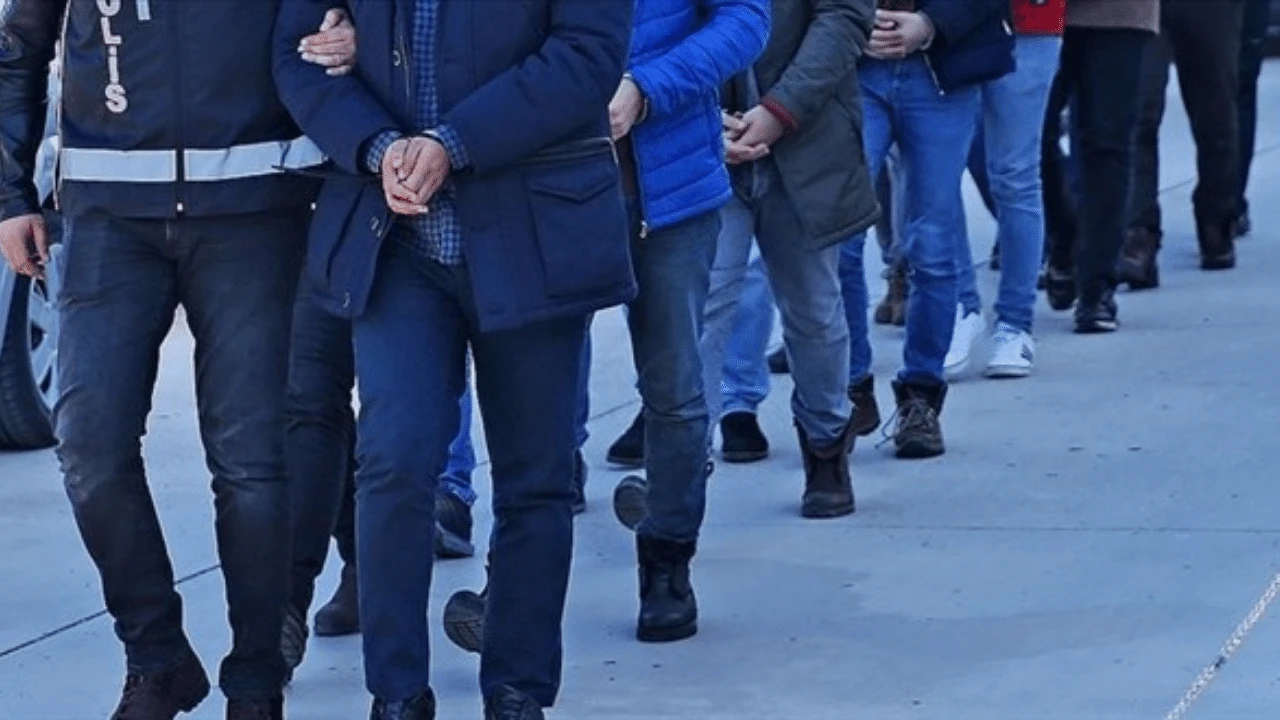 60 Milyar Liralık Vurgun Yaptılar: 15 Akaryakıt İstasyonuna Kayyum Atandı