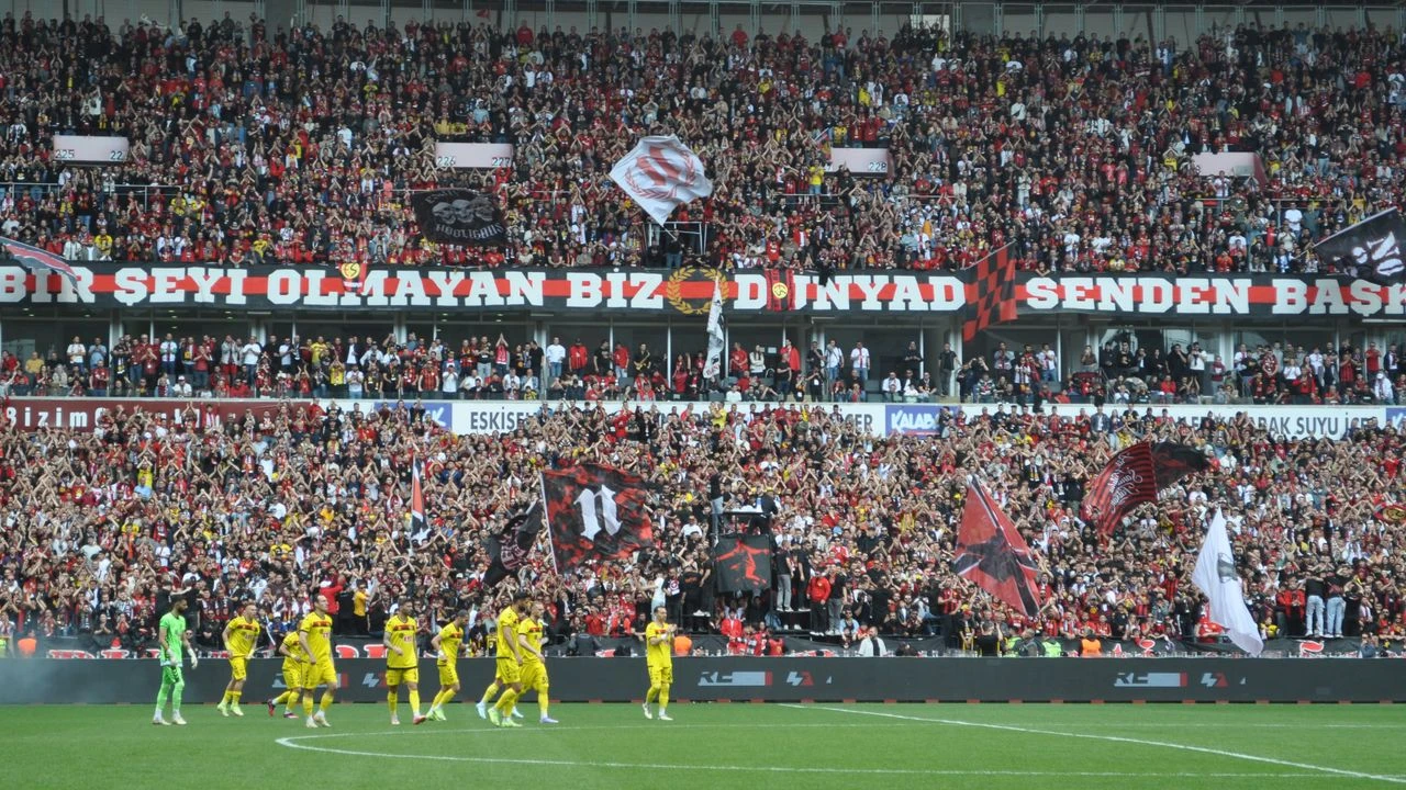 Eskişehirspor Taraftar Rekoru