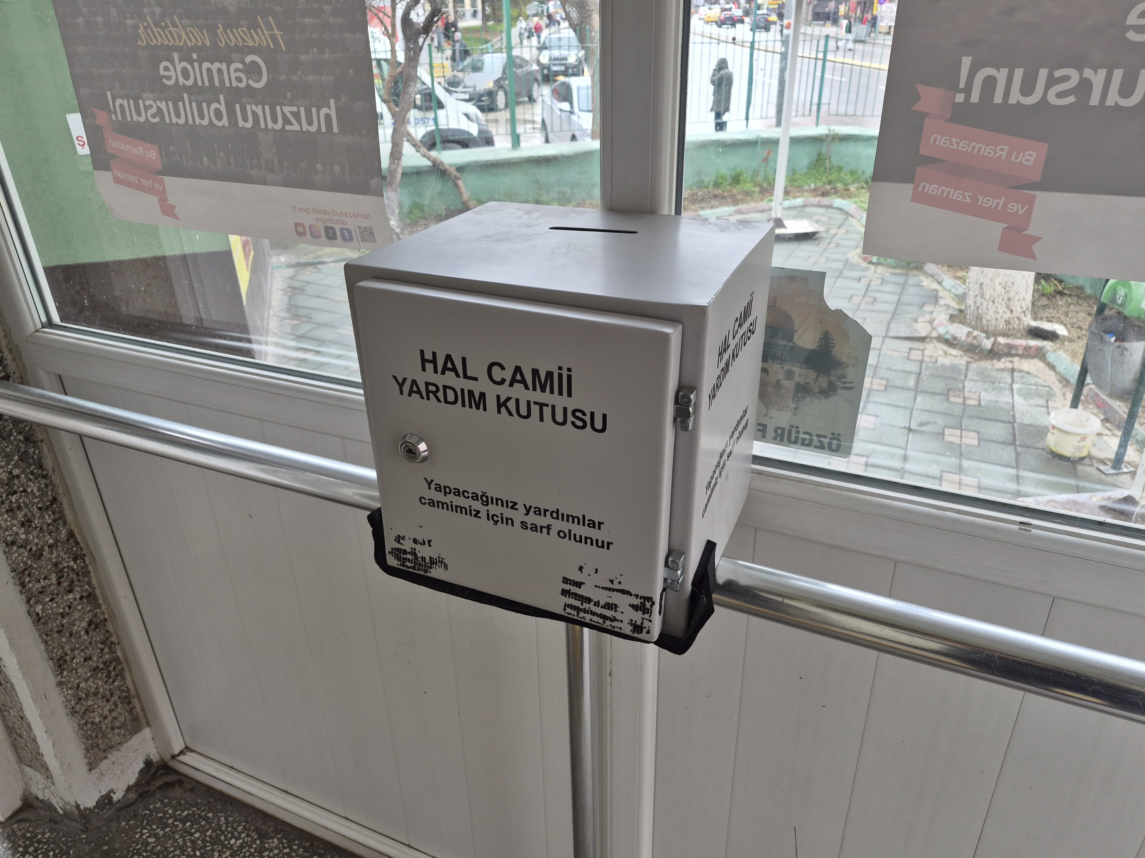 sadaka-kutusu-hirsizlik