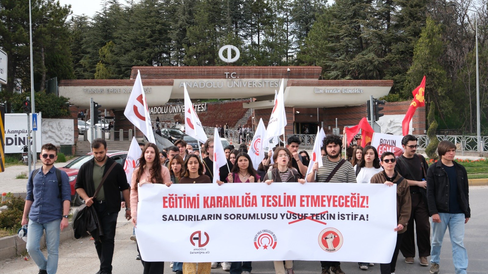 protesto-Anadolu-universitesi