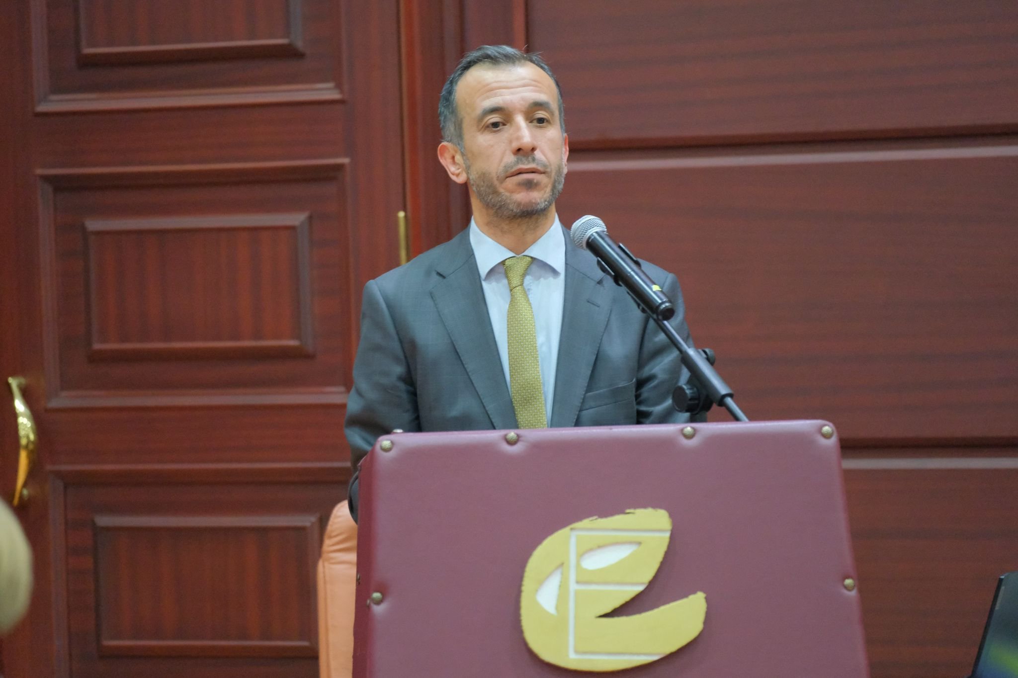 9055D84E 2E08 4849 Bca5 C17D3D96E55D