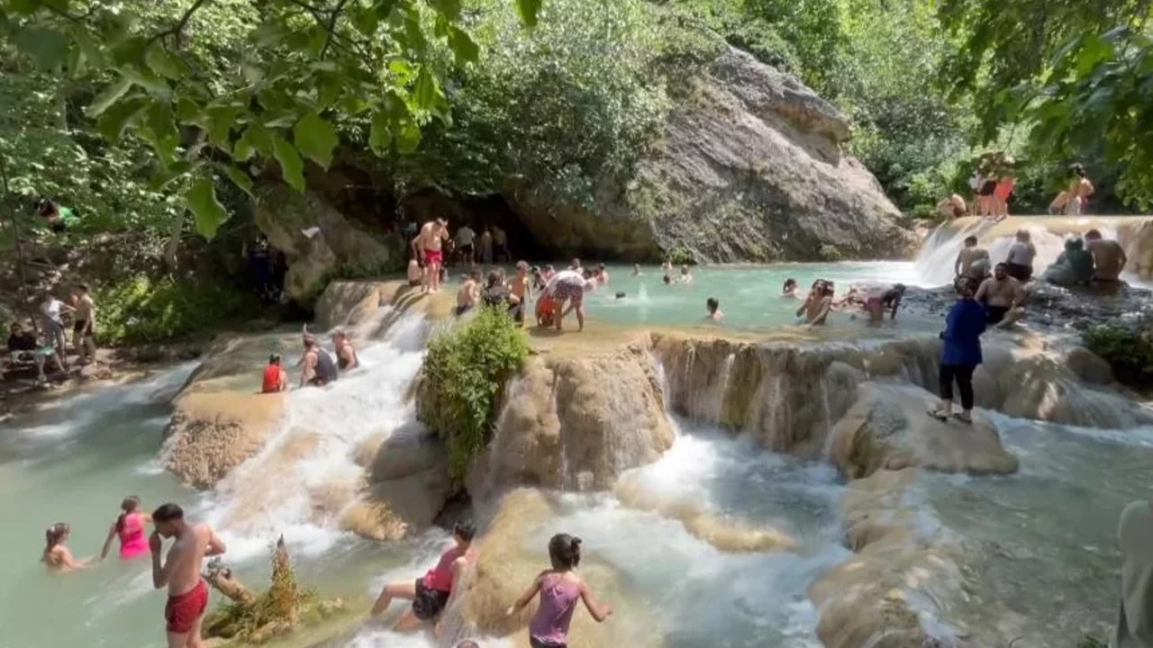 Eskisehir Gürleyik Selalesi