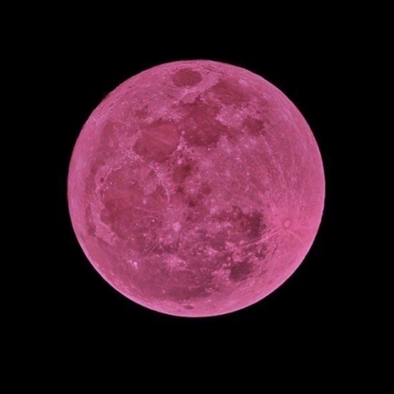 pembe-dolunay-turkiyeden-gorulebilecek