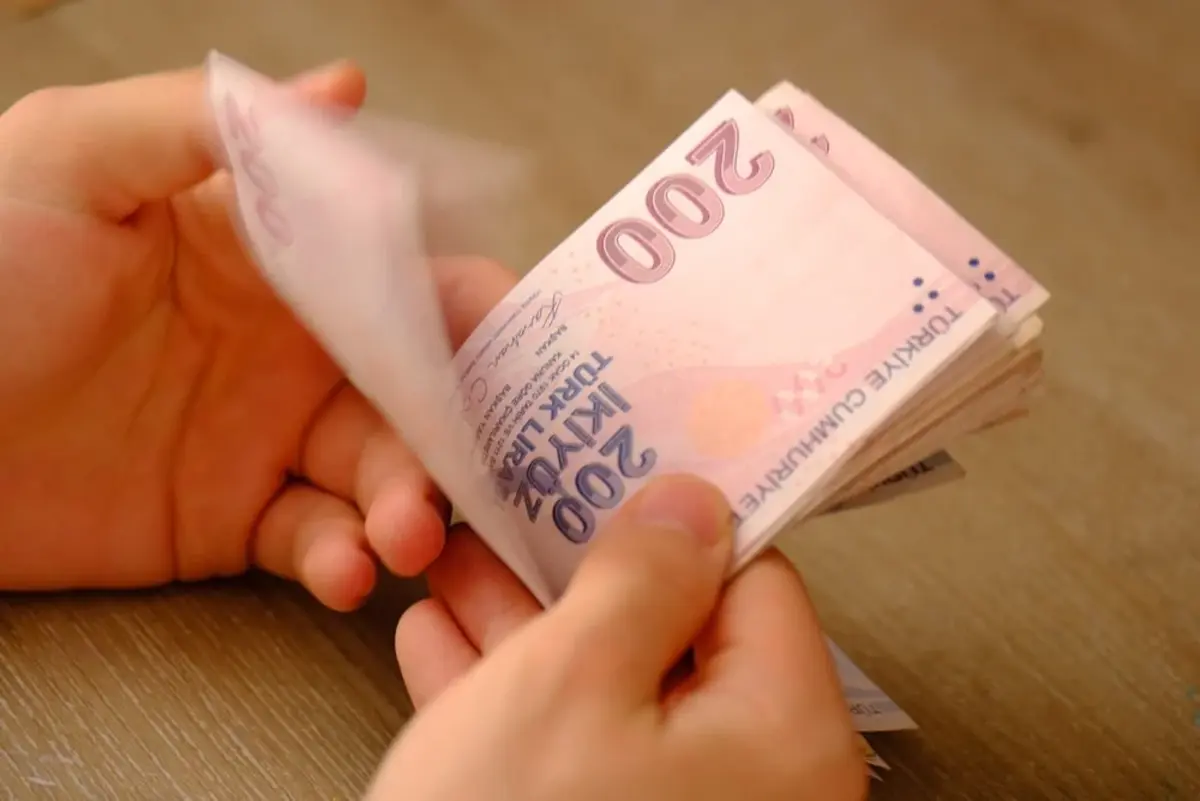 Mevduat Faizinde Kritik Eşik Aşıldı: Bankalar Yarışa Girdi