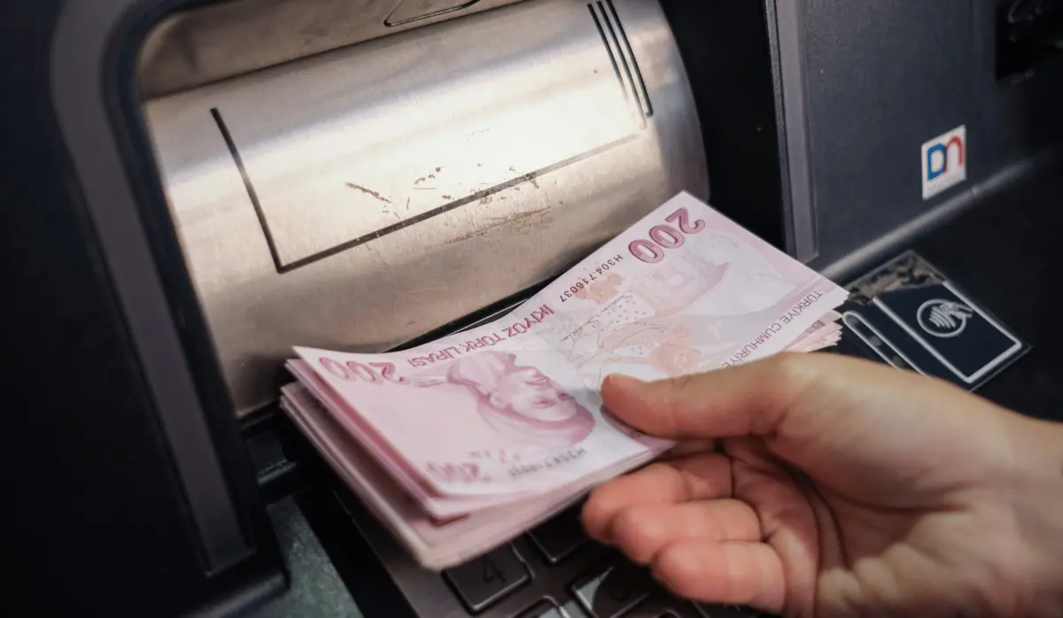 Bankalar Aynı Anda Düğmeye Bastı: İşte ATM'lerden Çıkarılan Banknot