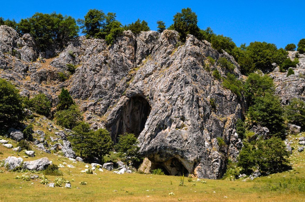 Magara