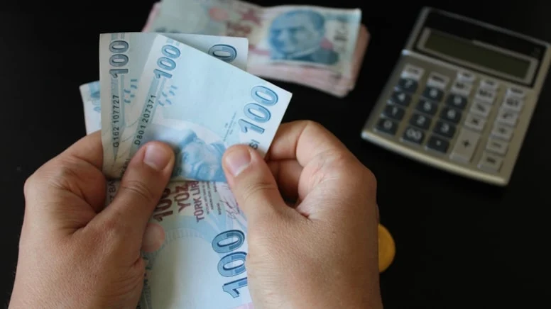 Mevduat Faizi Asgari Ücreti Geçti: İşte En Yüksek Faizi Veren Bankalar