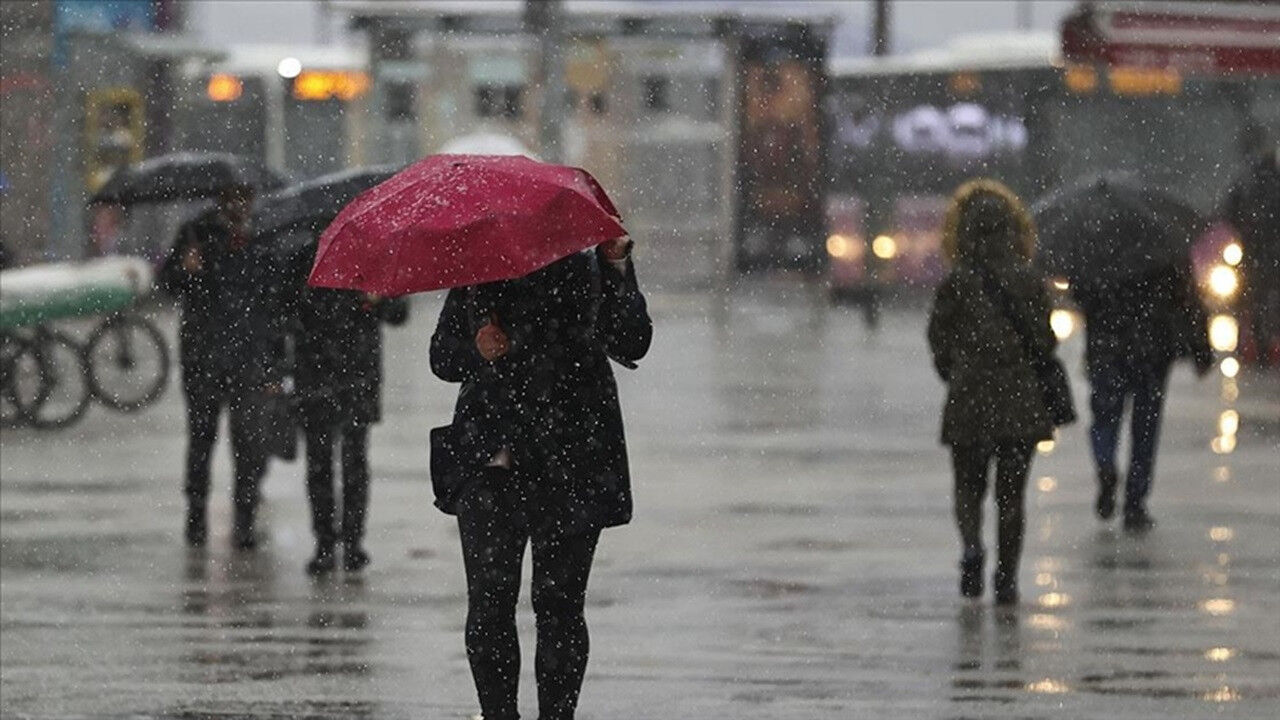 Meteoroloji 36 İl İçin Uyardı: Sağanak Yağmur Kapıda
