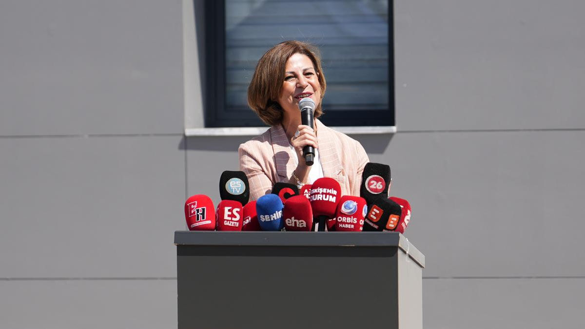 Ayşe Ünlüce Açılış