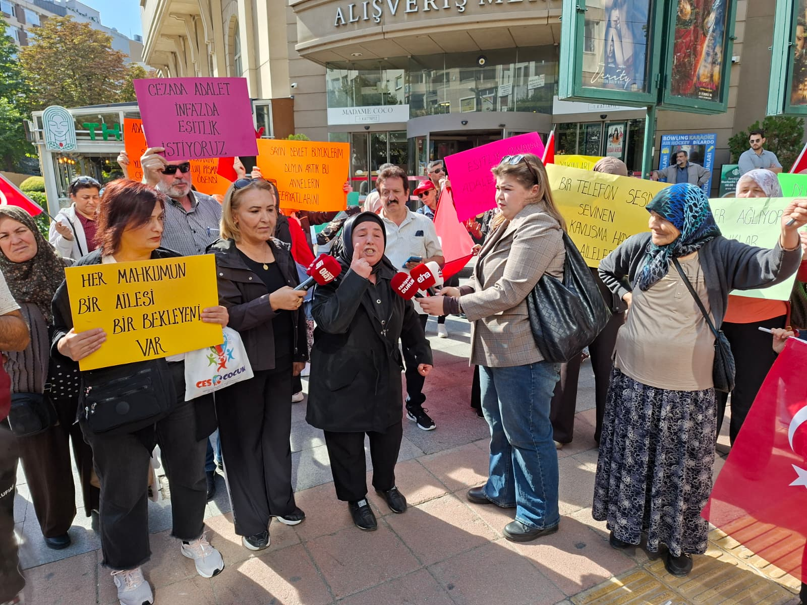 Mahkum Yakınlarından Çağrı: “Adil İnfaz ve Eşitlik İstiyoruz”